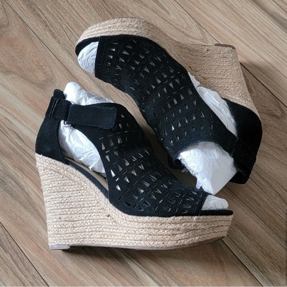 Marc Fisher Black Wedge Sandals